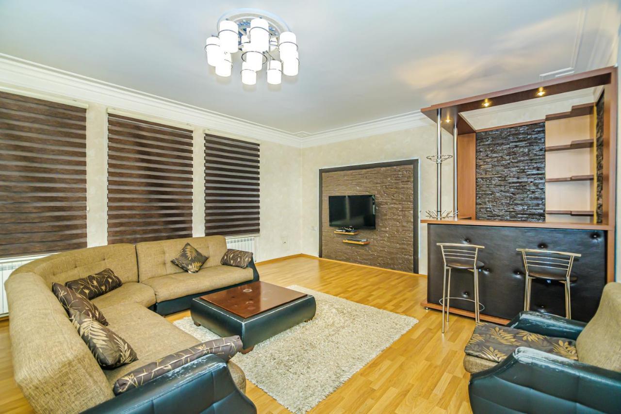 Modern Apartment バクー エクステリア 写真